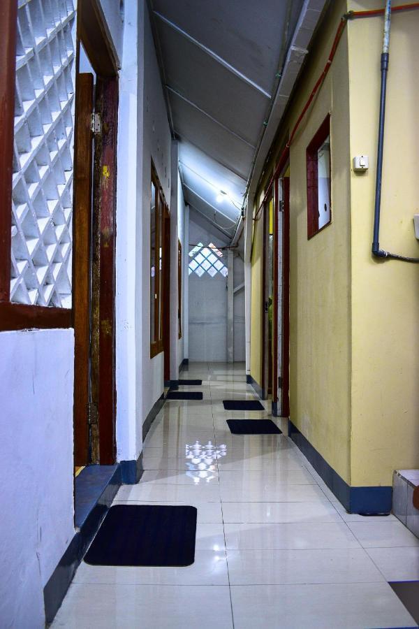 Simplycity Hostel Syariah Bandung Luaran gambar